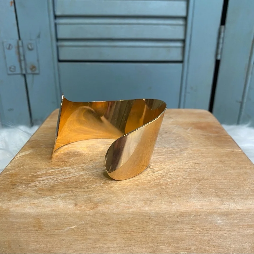 Vintage MCM Coventry Wave Gold Tone Cuff Bracelet Smooth Modern Chic - Picture 5 of 6